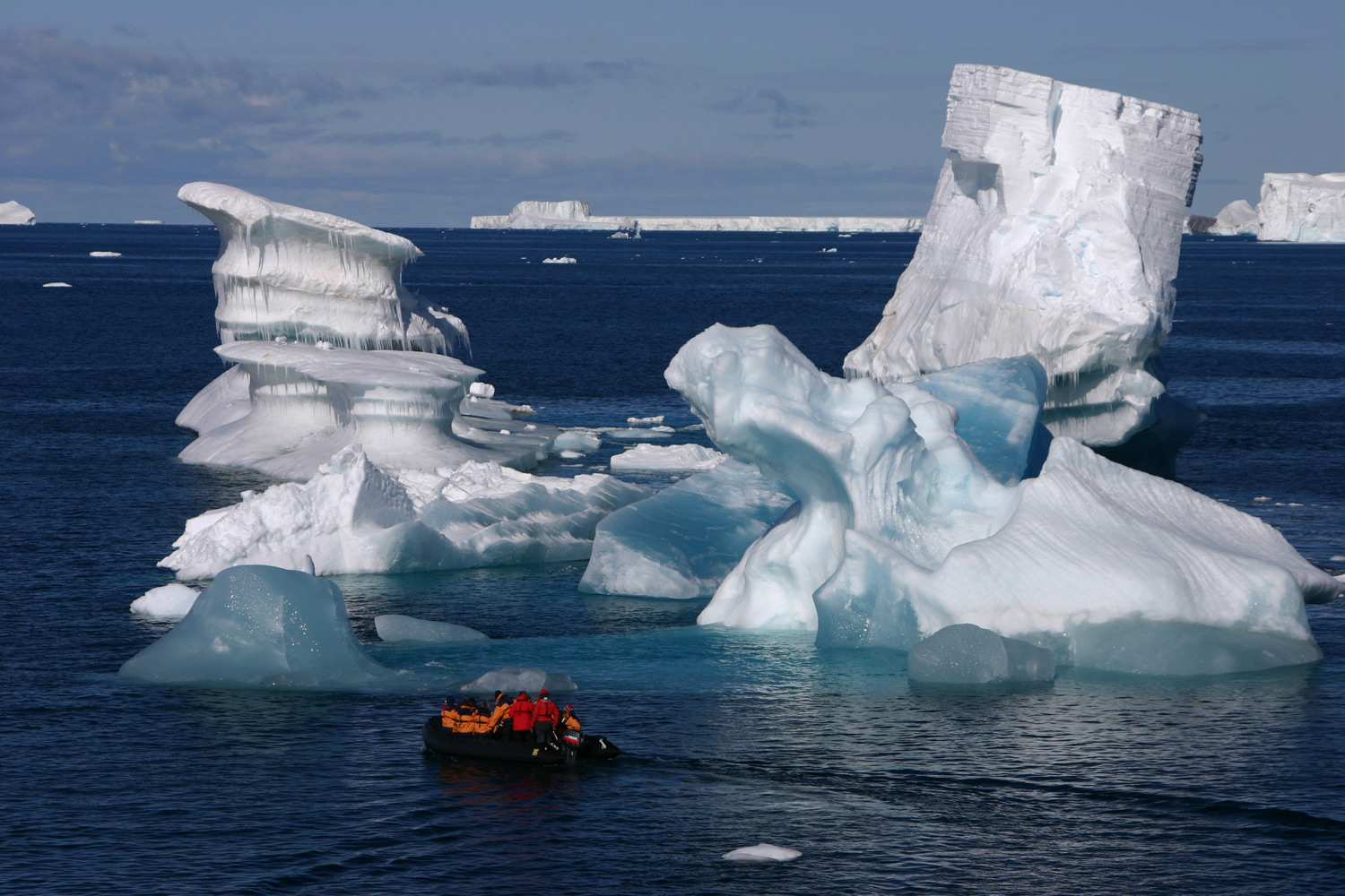 Icebergs - Polar regions fact file, Antarctica and the Arctic